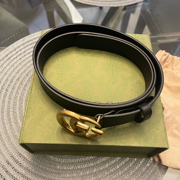 Gucci used belt with bag and box size 110 in great condition worn twice and real - Picture 5 of 10